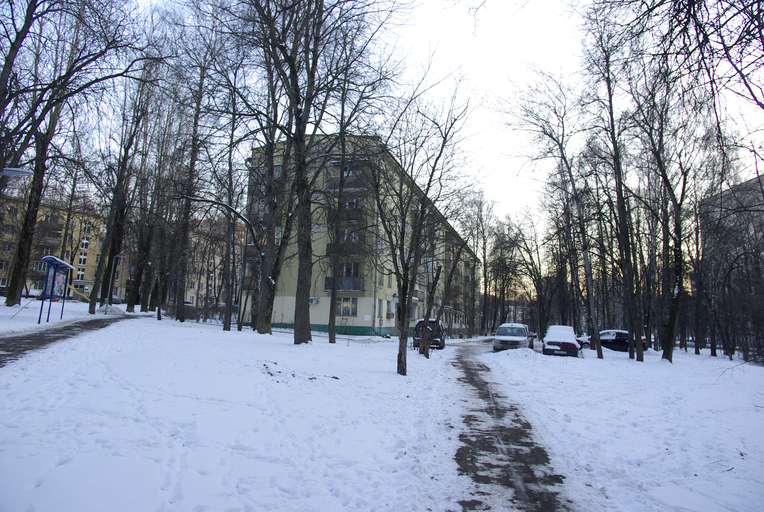 Херсонская улица 28)